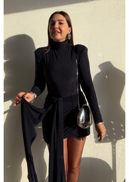 Siyah Drapeli Mini Elbise fırsatları