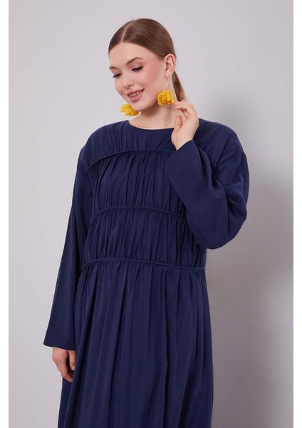 Lacivert Büzgü Detaylı Elbise modelleri