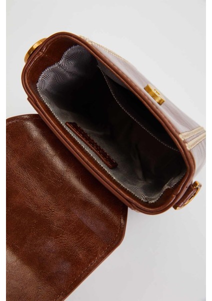 Kahve Dikdörtgen Formlu Dikişli El Çantası modelleri