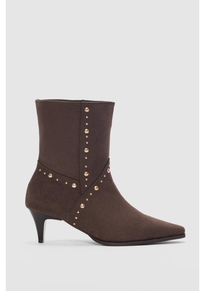 Aurelis Kısa Topuklu Sivri Burun Kadın Bot- Kahve Süet