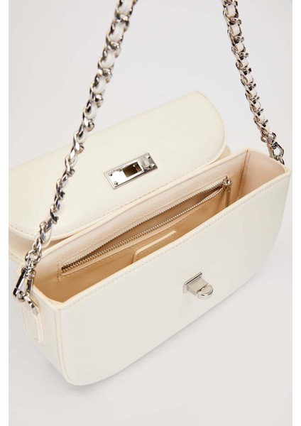 Bej Silver Kilit Detaylı Omuz Çantası modelleri