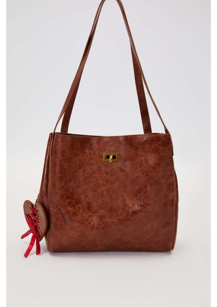 Koyu Kahve Örgü Aksesuar Detaylı Omuz Çantası