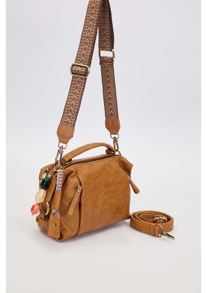 Kahve Çoklu Aksesuar Detaylı Omuz Çantası fiyatları
