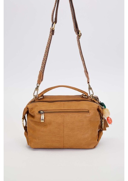 Kahve Çoklu Aksesuar Detaylı Omuz Çantası fırsatları