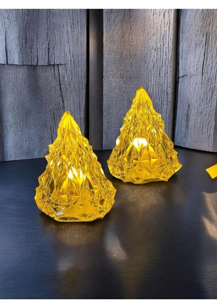 Yılbaşı Temalı Anahtarlık, Kristal Çam Ağacı Lamba ve Atlı Karınca Süsleri fırsatları