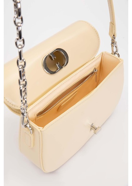 Sarı Aksesuar Kapaklı Omuz Çantası modelleri