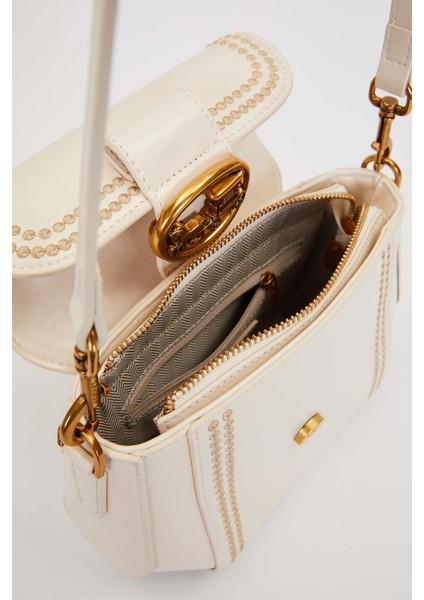 Krem Kenar Desenli Dikişli El Çantası fırsatları