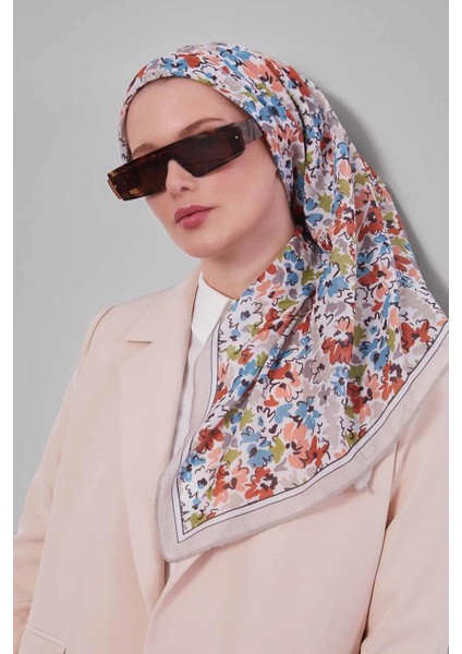 Krem Karışık Çiçek Desen Soft Eşarp