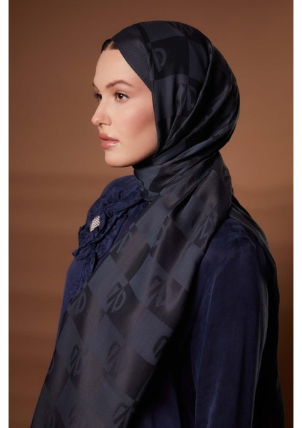 Antrasit Kare Lvd Baskılı Naia Jakar Şal