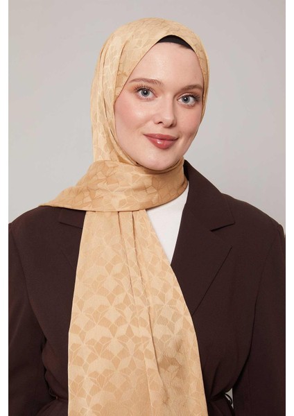 Gold Kristal Desen Jakar Capri Şal fırsatları
