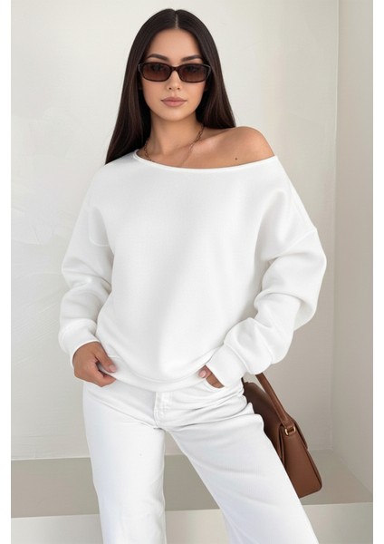 Üç Iplik Şardonlu Uzun Kollu Kayık Yaka Sweatshirt