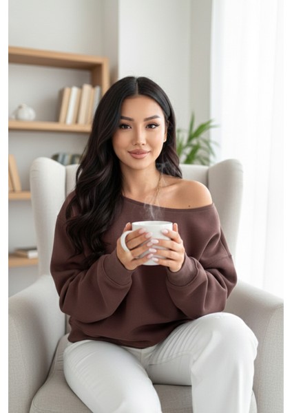 Üç Iplik Şardonlu Uzun Kollu Kayık Yaka Sweatshirt modelleri