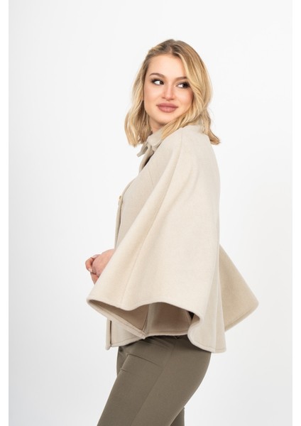 Bowsleeve Cape – Fiyonk Detaylı Premium Kaşe Panço 2636 fiyatları