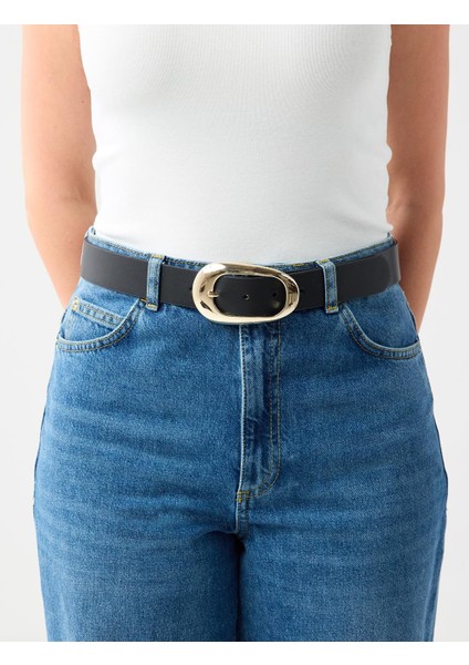 Siyah Büyük Metal Tokalı Deri Görünümlü Kemer