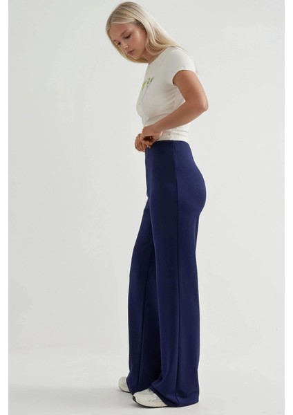 Kadın Rahat Kesim Modal Dokulu Düz Paça Eşofman Altı Gece Mavisi fiyatları
