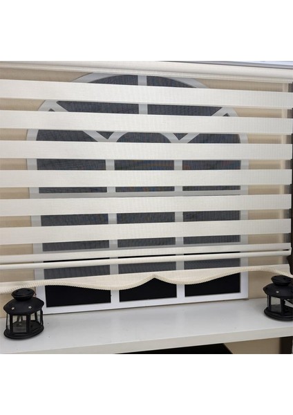 Zebra Stor Perde Ekru Etek Dilimli Z-STB400V02