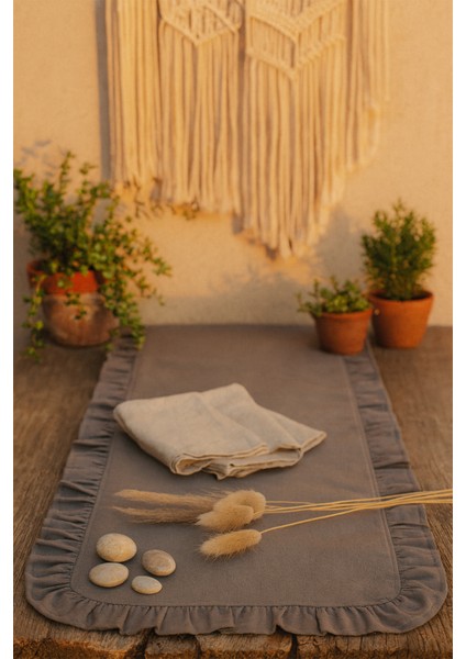 Fırfırlı Masa Runner 120x40 cm – Şık Dekoratif Masa Örtüsü fırsatları