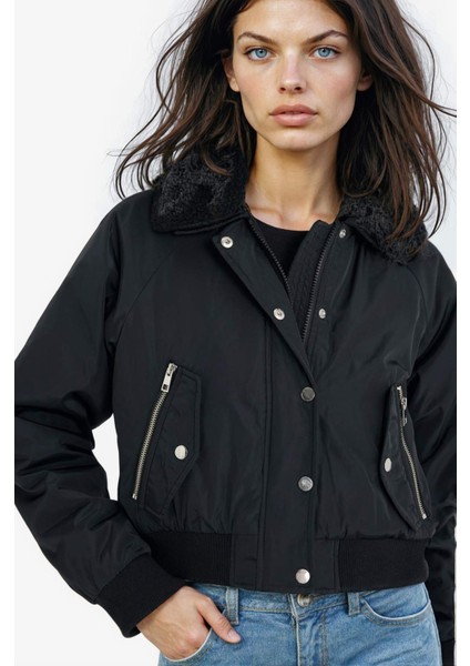 Su Geçirmez Regular Fit Polo Yaka Crop Fermuarlı Mont E8699AX25AU