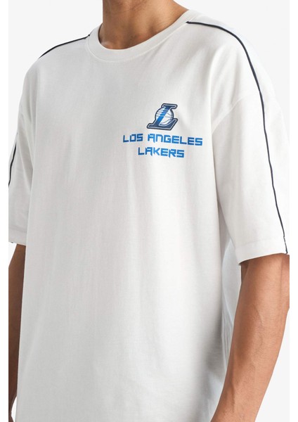 NBA Los Angeles Lakers Oversize Geniş Kalıp Bisiklet Yaka Kısa Kollu Tişört F1081AX25AU indirimleri
