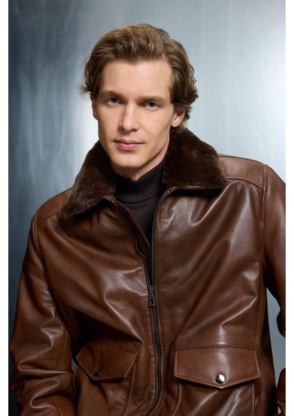 %100 Deri Premium Modern Fit Polo Yaka Astarlı Fermuarlı Mont G5521AX25WN modelleri