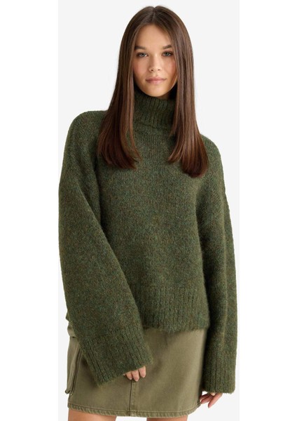 Yün Karışımlı Balıkçı Yaka Oversize Fit Triko Kazak F3252AX25WN fırsatları