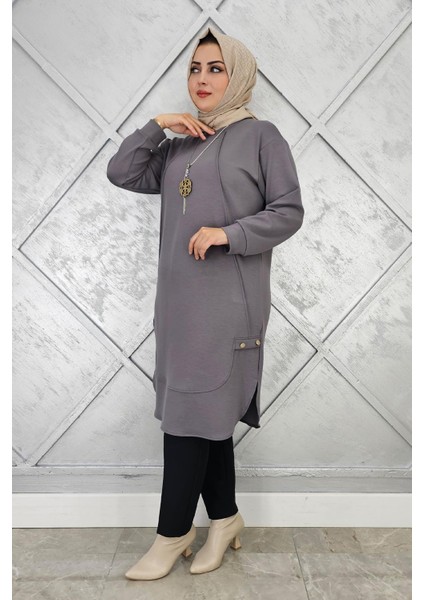 Kadın Kolye ve Düğme Detaylı Tesettür Tunik modelleri