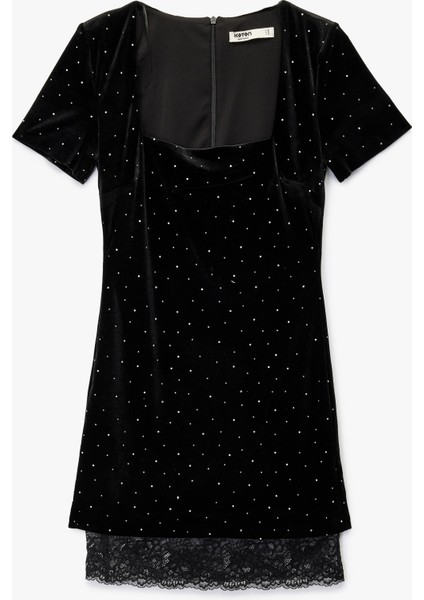 Dantel Detaylı Kare Yaka Kısa Kollu Vatkalı Mini Taşlı Abiye Elbise