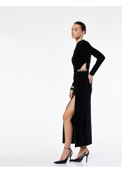 Slim Fit Uzun Kollu Önden Yırtmaçlı Pencere Detaylı Dik Yaka Taşlı Uzun Kadife Elbise fiyatları