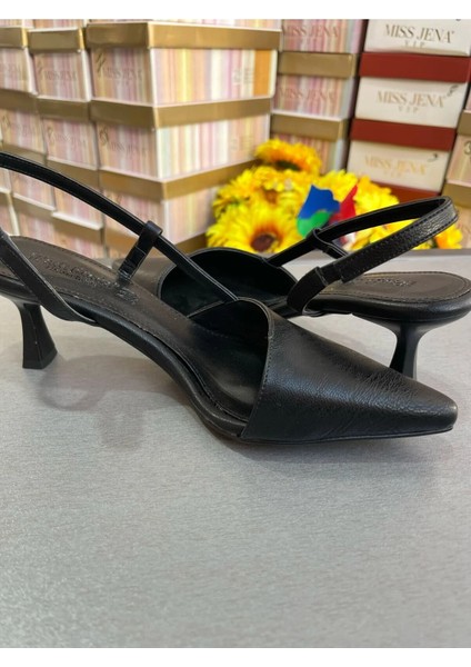 Siyah 6 cm Kadeh Topuk Simetri Sivriburun Arkası Açık Kadın Topuklu Ayakkabı fiyatları