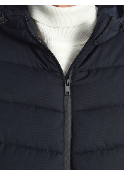 Yeni Sezon Standart Kalıp Kapüşonlu Erkek Şişme Mont modelleri