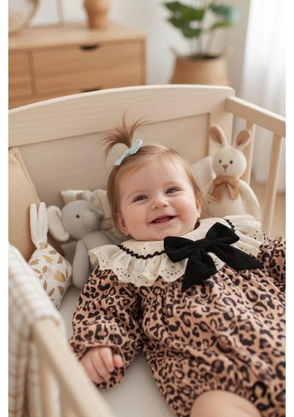 Amelıa Leopar Desenli Dantel Yaka Detaylı Fiyonklu Kız Bebek Çocuk Romper fırsatları