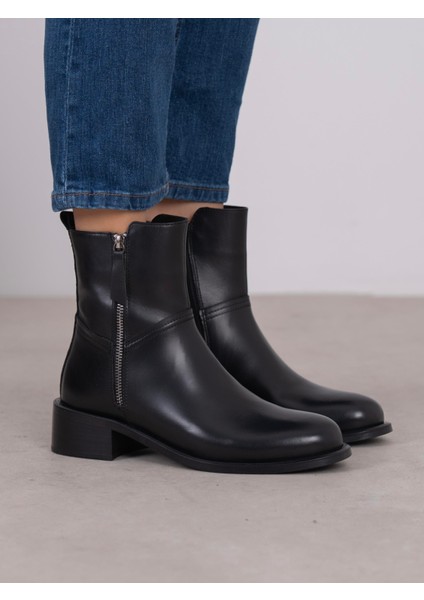 Bjorka Siyah Hakiki Deri Kadın Bot