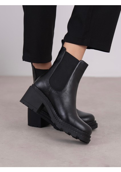 Olyana Siyah Hakiki Deri Kadın Bot fiyatları
