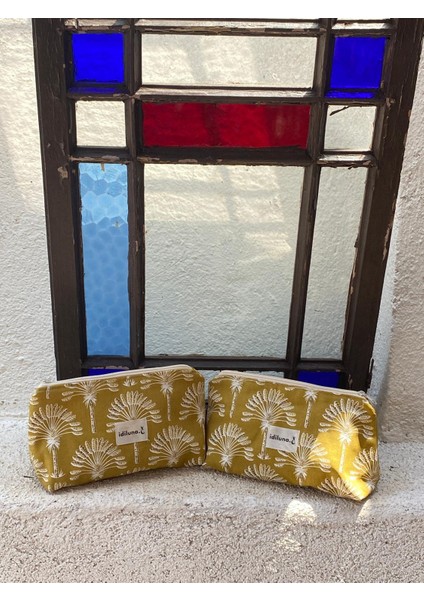 Palmiye Desenli Piramit Makyaj Çantası fiyatları