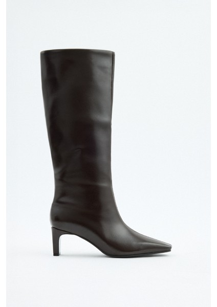 Çizme 2527 - Dikiş Detaylı Küt Burun Acı Kahve Kadın Çizme