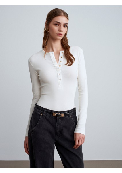 32024 Çıtçıtlı Modal Karışımlı Top-Ekru fırsatları