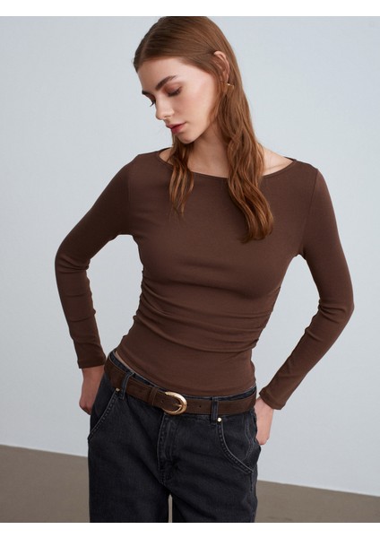 31401 Büzgülü Kayık Yaka Top-Açık Kahve