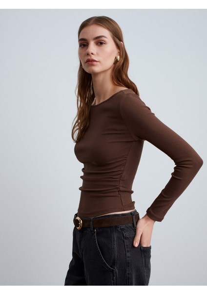 31401 Büzgülü Kayık Yaka Top-Açık Kahve fırsatları