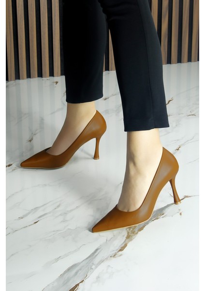 Suzanna Taba Hakiki Dana Derisi Sivri Burun Klasik Ince Topuklu Ayakkabı