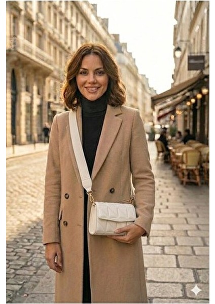 Kadın Beyaz Kapitone Suni Deri Çapraz Omuz Çantası Ayarlanabilir Kolon Askılı Basic Koleksiyonu indirimleri