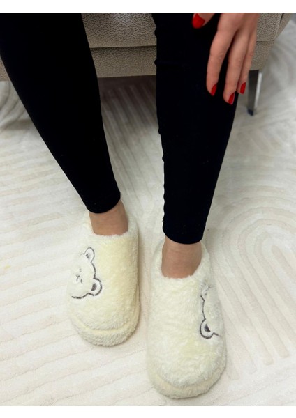 Ayıcık Desenli Peluş Kadın Ev Terliği Kışlık Yünlü Çeyiz ve Bohça Terliği Ses Yapmaz Kalın Taban modelleri