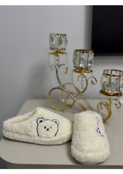 Ayıcık Desenli Peluş Kadın Ev Terliği Kışlık Yünlü Çeyiz ve Bohça Terliği Ses Yapmaz Kalın Taban fırsatları