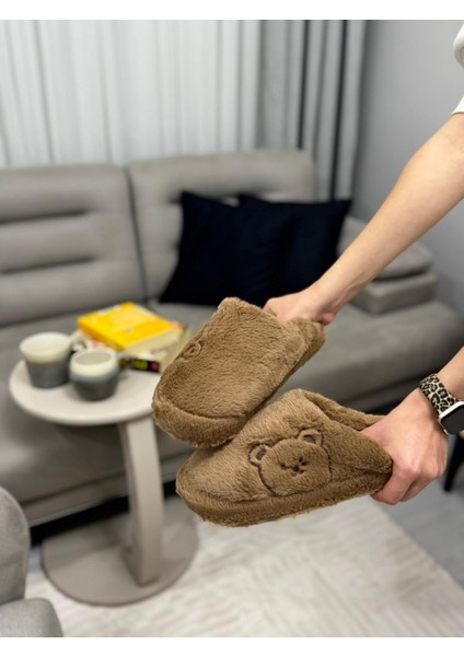 Ayıcık Desenli Peluş Kadın Ev Terliği Kışlık Yünlü Çeyiz ve Bohça Terliği Ses Yapmaz Kalın Taban
