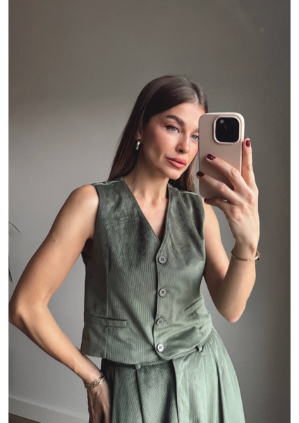 Yeşil Ince Fitilli Yelek Etek Kadife Takım modelleri