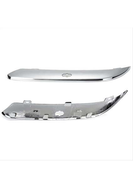 Ön Tampon Alt Krom Trim Şeridi Dekoratif Şerit Kapağı Delik W/delik 04806124AA 04806125AA Chrysler Için 300C 2005-2011 (Yurt Dışından) indirimleri