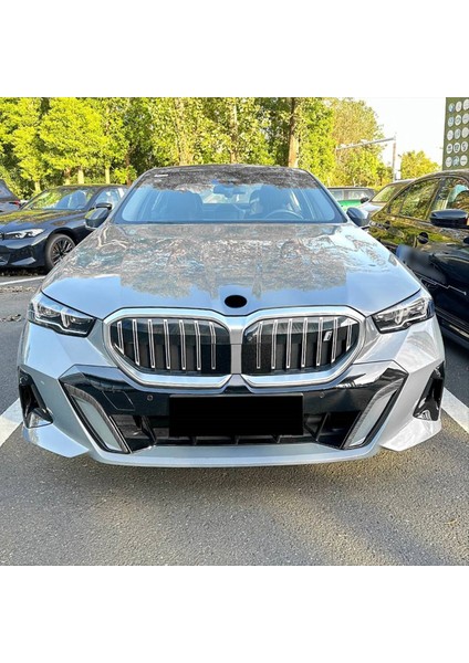 Bmw 5 Serisi G60 G61 2024 M Sport Aksesuarları Abs Karbon Fiber (Yurt Dışından) modelleri