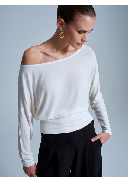 32306 Yün Karışımlı Tek Omuz Top-Ekru