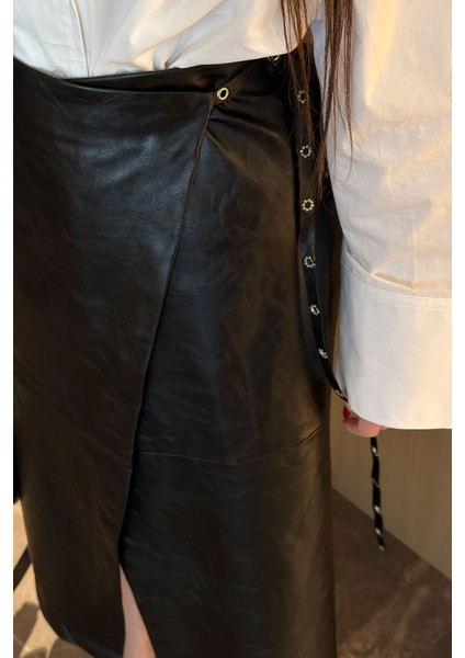 Tasarım Asimetrik Deri Etek- Siyah fırsatları