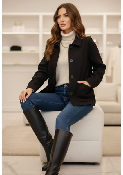 Kadın Çift Cepli Kısa Kaşe Ceket fırsatları
