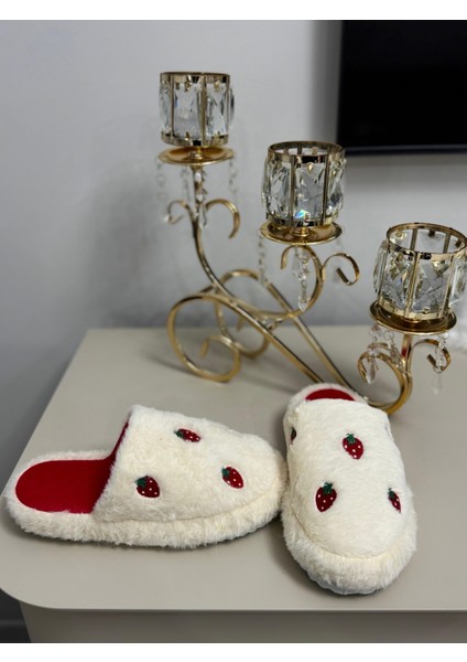 Çilek Nakışlı Yazlık Kışlık Pofuduk Kadın Ev Terliği Çeyizlik Terlik Kaymaz Taban fırsatları